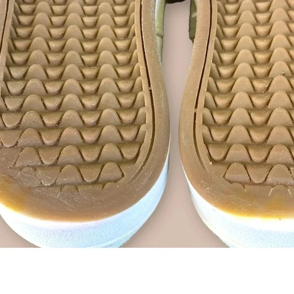 Lucky Brand Suede Leather Slip On Loafer Sneakers Women Size 8M Silver Cloud - Picture 11 of 16